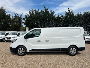 Used Renault Trafic 2023 for sale - 79145692: Photo