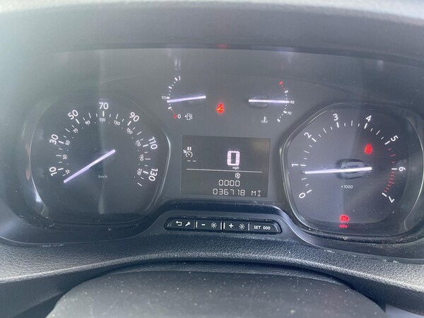 Used Vauxhall Vivaro 2023 for sale - 75464247: Photo 12