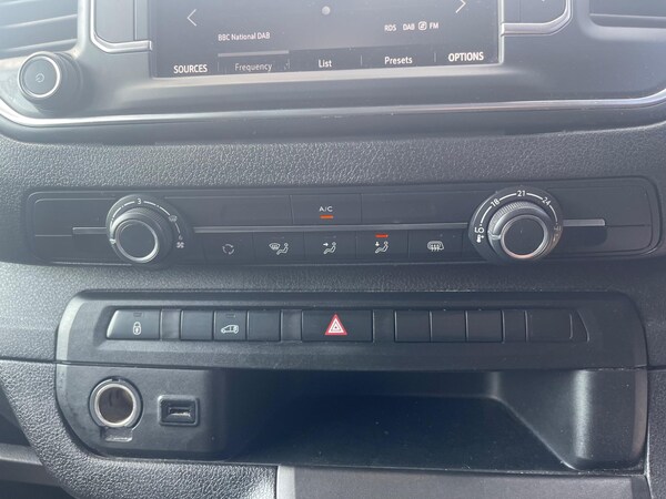Used Vauxhall Vivaro 2023 for sale - 75464247: Photo 17