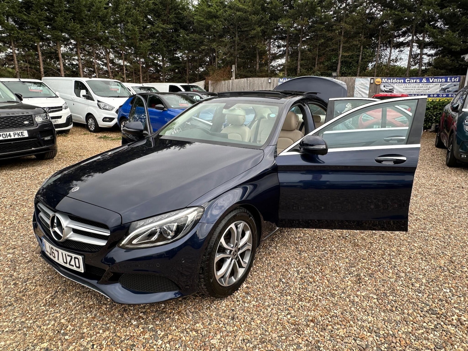 Used Mercedes-Benz C-Class 2017 for sale - 76152801: Photo 33