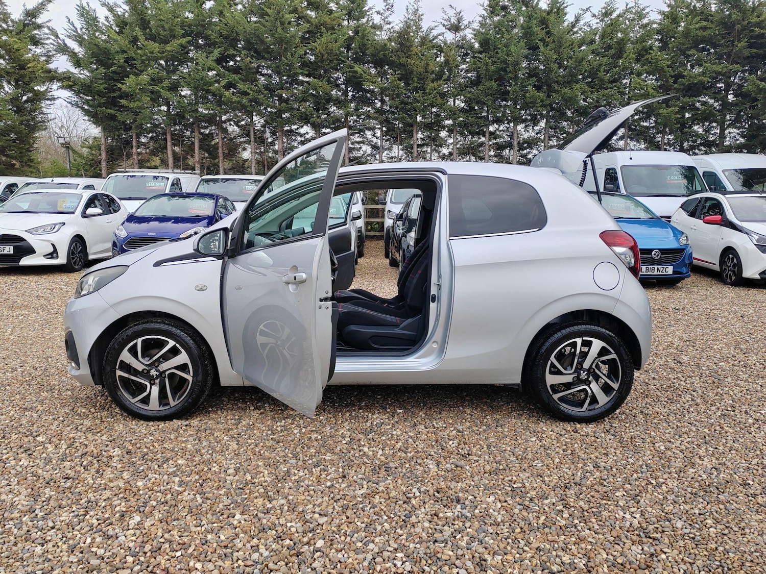 Used Peugeot 108 for sale - 77670705: Photo 22