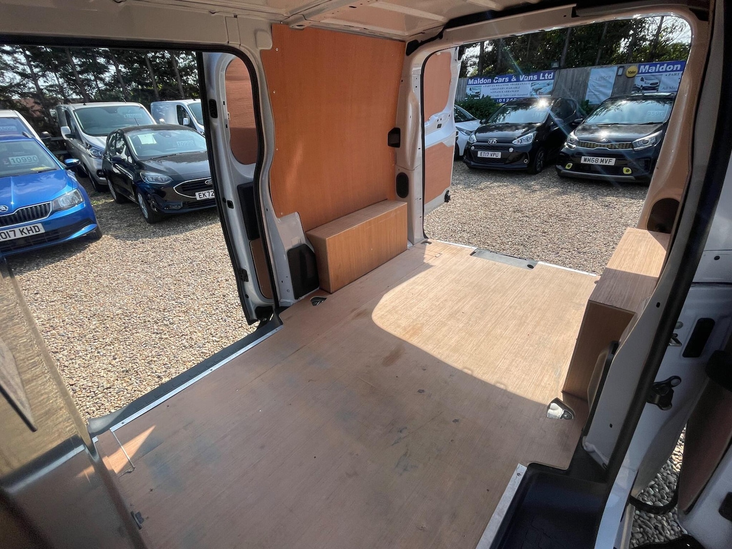 Vehicle 21