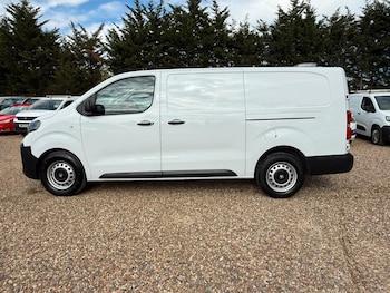 Used Vauxhall Vivaro 2024 for sale - 79362277: Photo