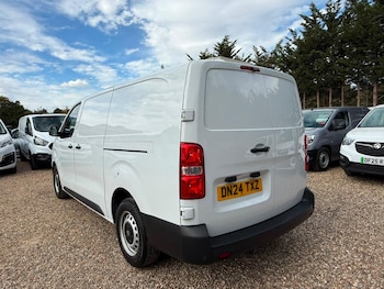 Used Vauxhall Vivaro 2024 for sale - 79362277: Photo