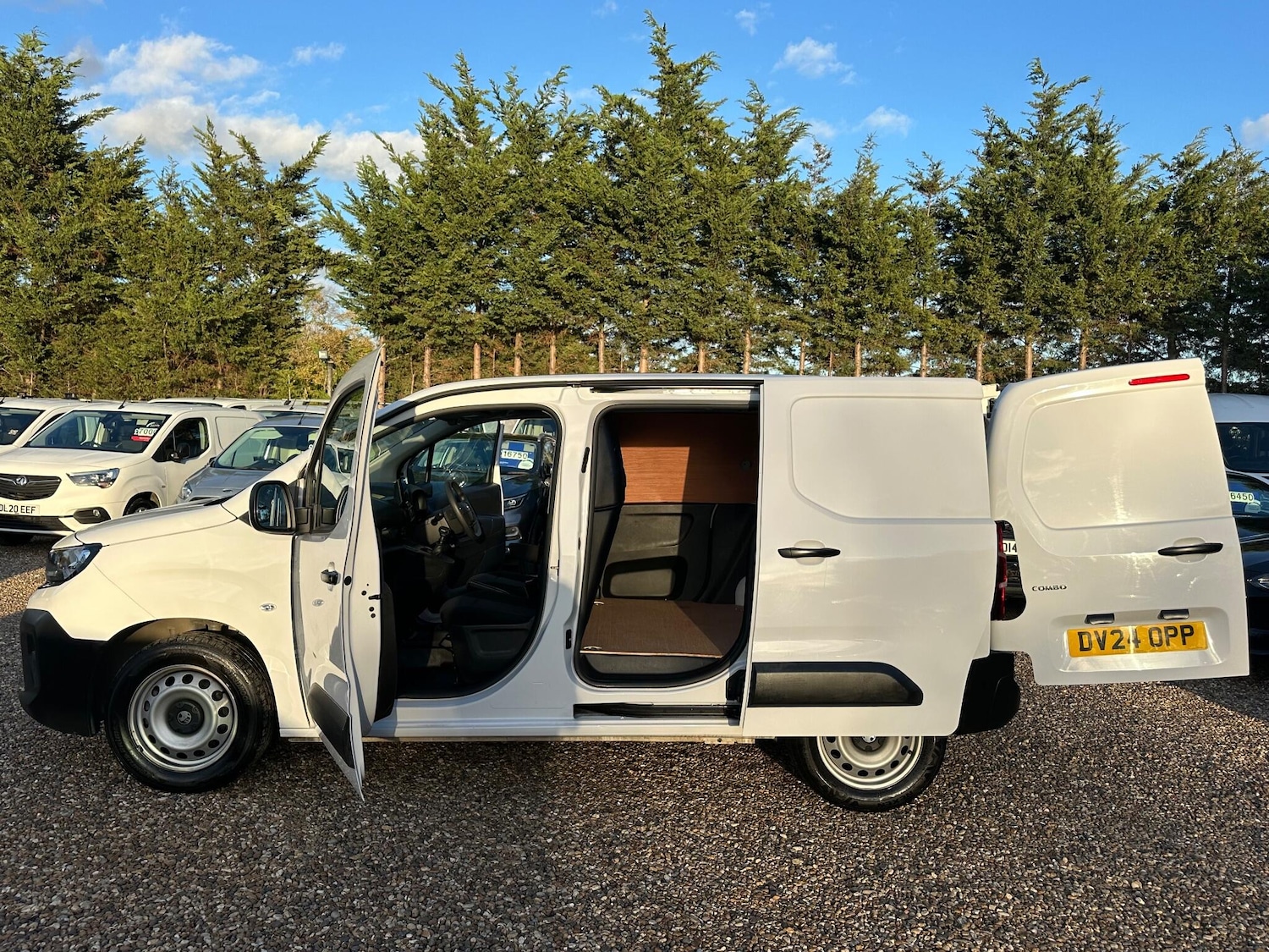 Used Vauxhall Combo 2024 for sale - 76295346: Photo 19