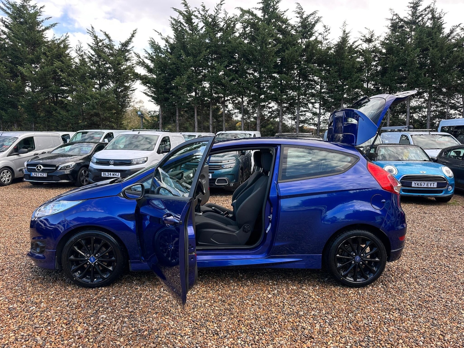 Used Ford Fiesta 2015 for sale - 76440845: Photo 19