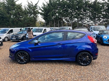 Used Ford Fiesta 2015 for sale - 76440845: Photo