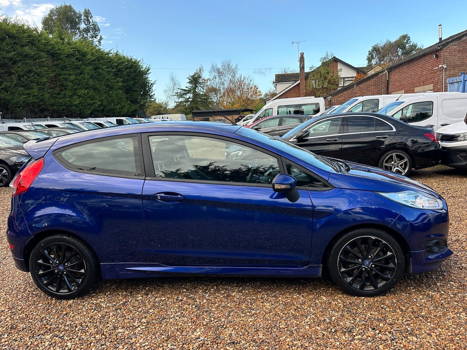 Used Ford Fiesta 2015 for sale - 76440845: Photo 6