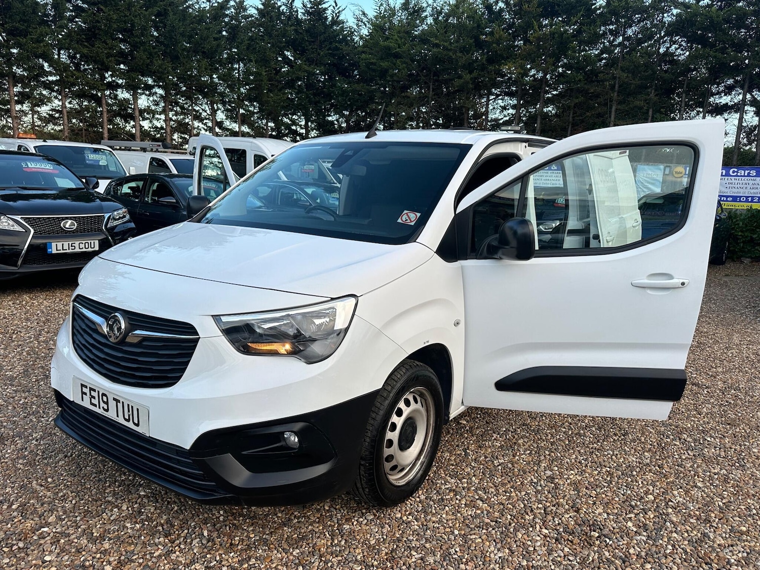 Used Vauxhall Combo 2019 for sale - 76992499: Photo 21