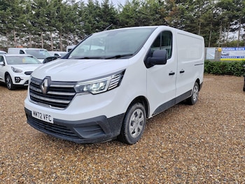 Renault Trafic feature image
