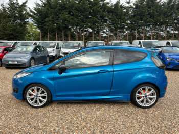 Used Ford Fiesta 2015 for sale - 74862209: Photo