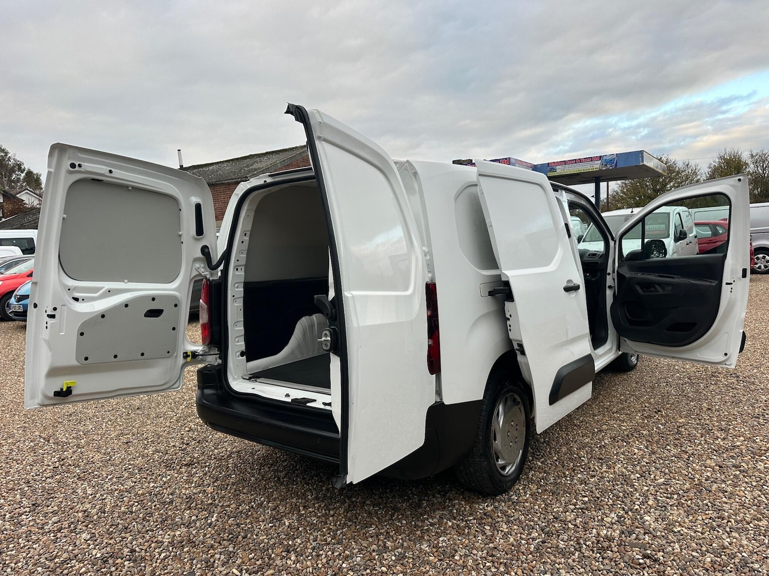 Used Vauxhall Combo 2020 for sale - 76573620: Photo 23