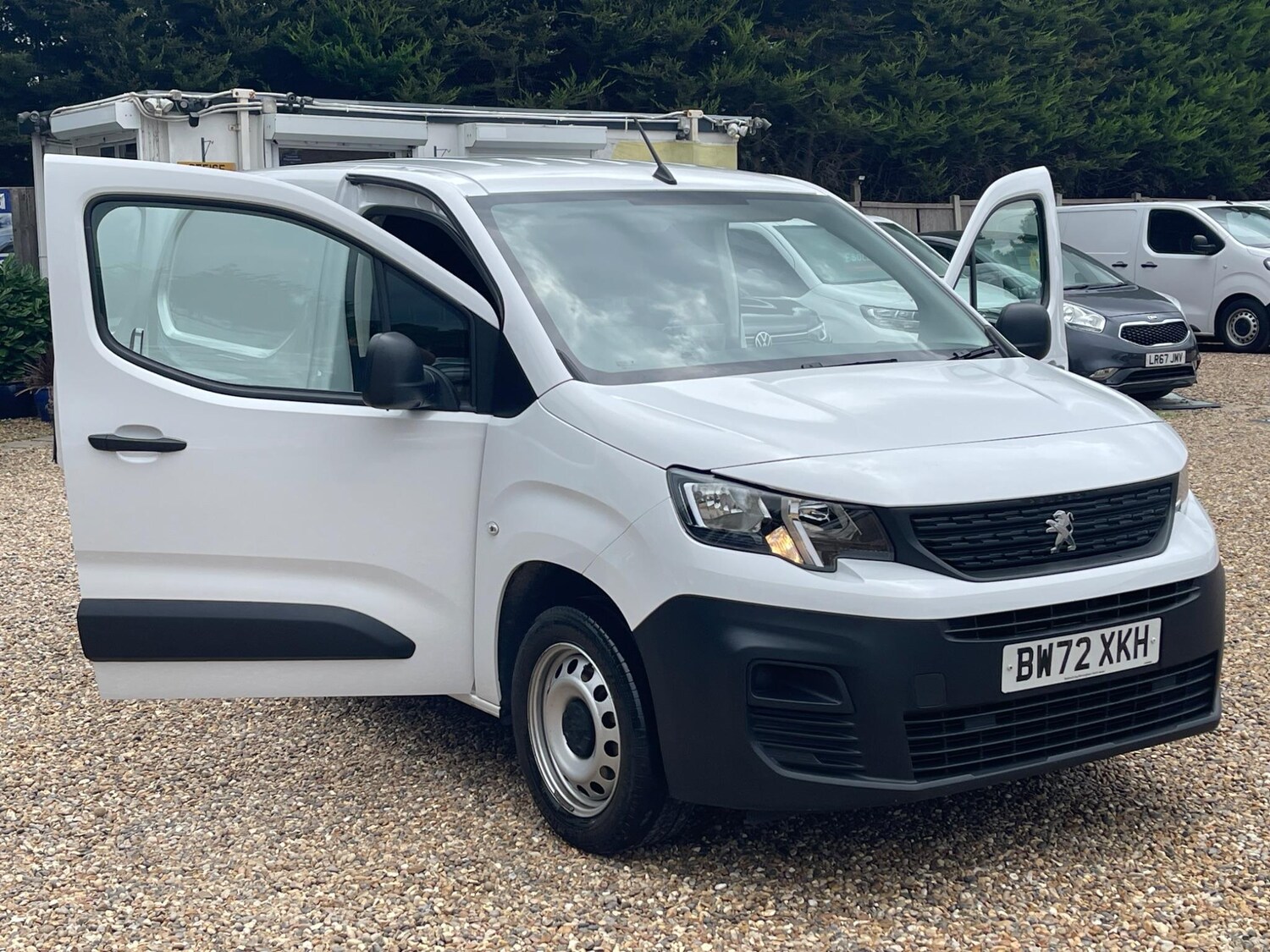 Vehicle 28