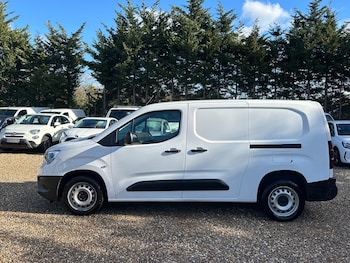 Used Vauxhall Combo 2022 for sale - 77120303: Photo
