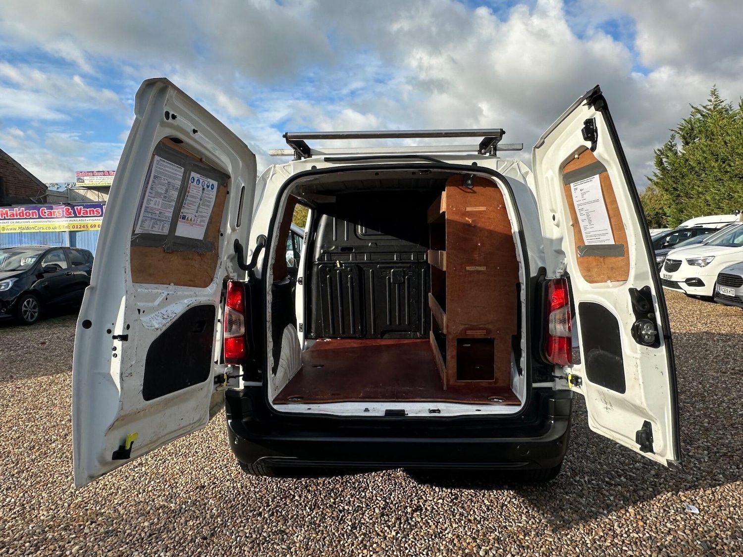 Used Peugeot Partner 2020 for sale - 76658050: Photo 22