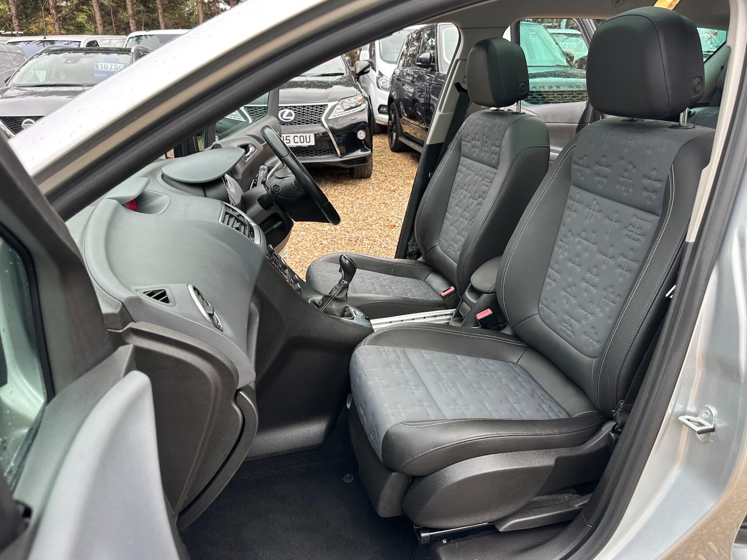 Used Vauxhall Meriva 2013 for sale - 76349845: Photo 17