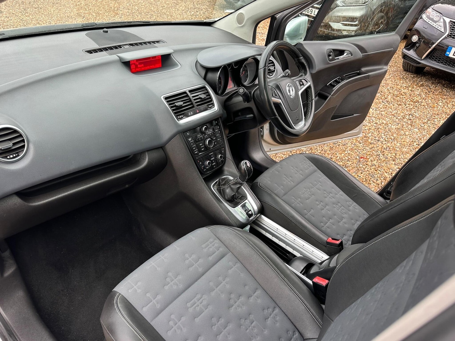 Used Vauxhall Meriva 2013 for sale - 76349845: Photo 19