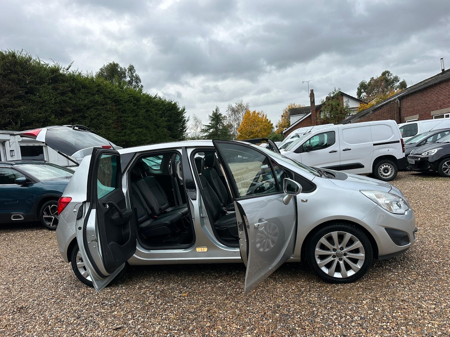 Used Vauxhall Meriva 2013 for sale - 76349845: Photo 25