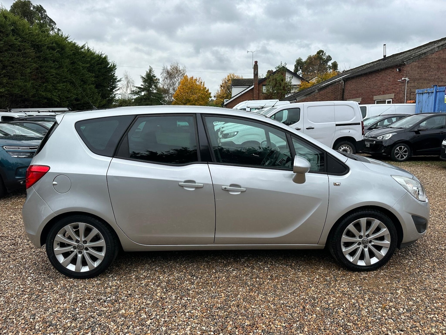 Used Vauxhall Meriva 2013 for sale - 76349845: Photo 6