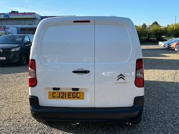Used Citroen Berlingo 2021 for sale - 78157093: Photo
