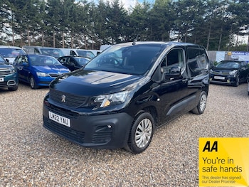 Used Peugeot Partner 2022 for sale - 75431200: Photo