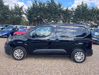 Used Peugeot Partner 2022 for sale - 75431200: Photo