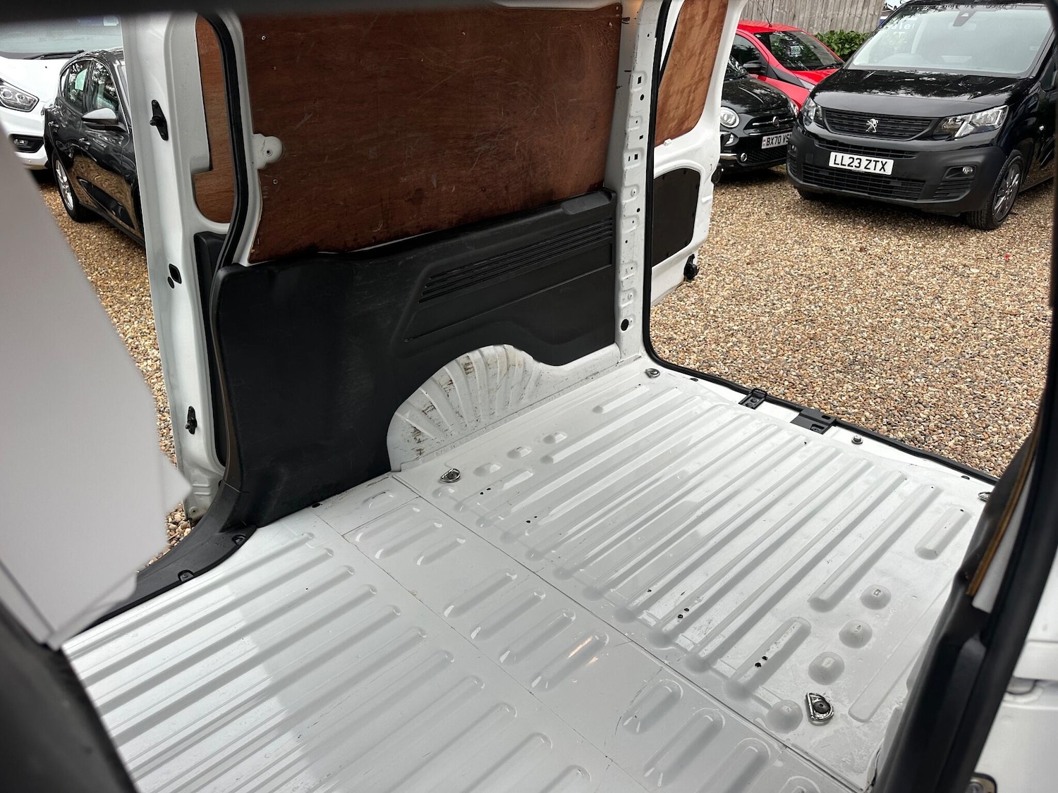 Used Vauxhall Combo 2020 for sale - 76513083: Photo 17