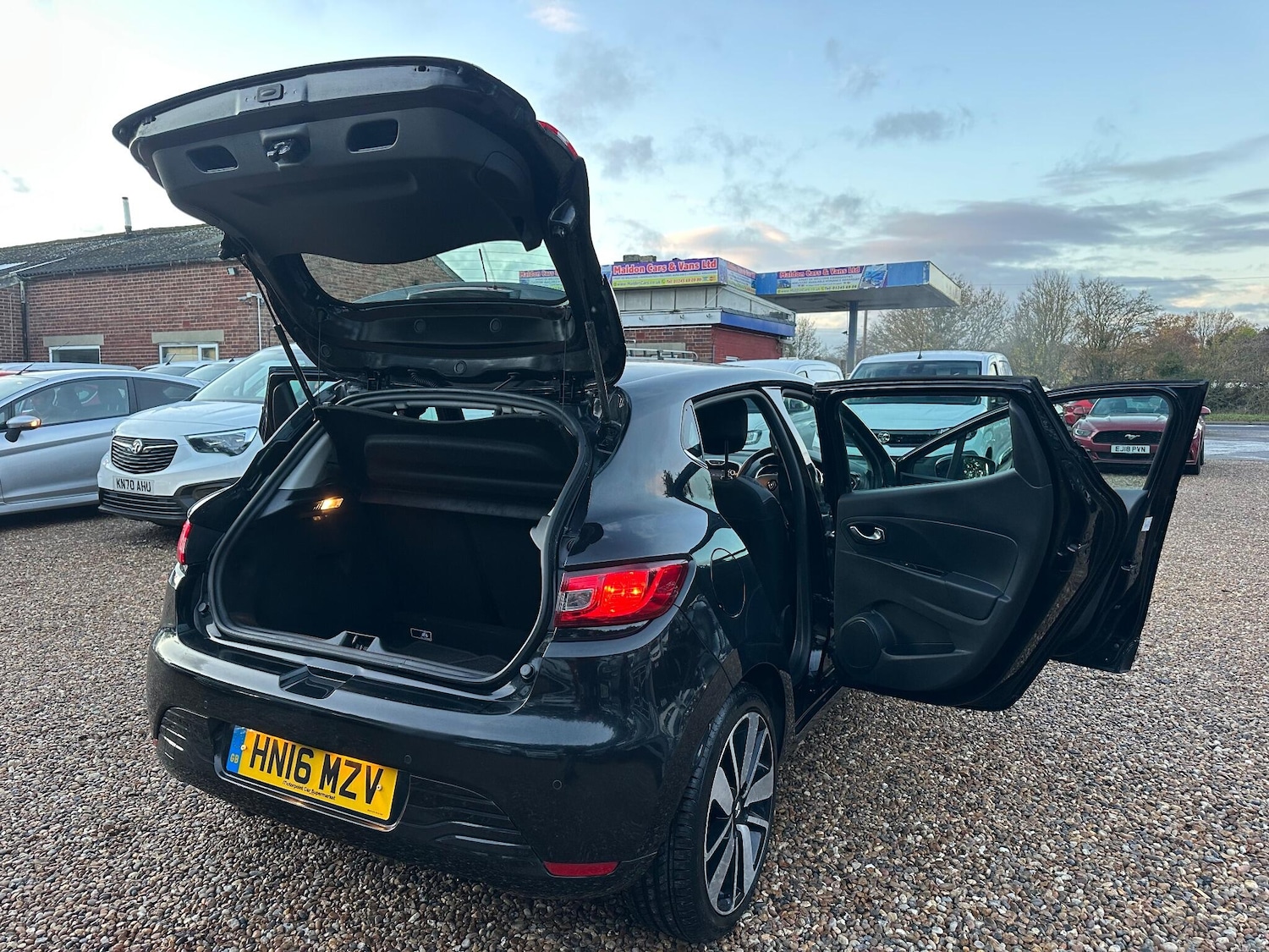 Used Renault Clio 2016 for sale - 76802184: Photo 22