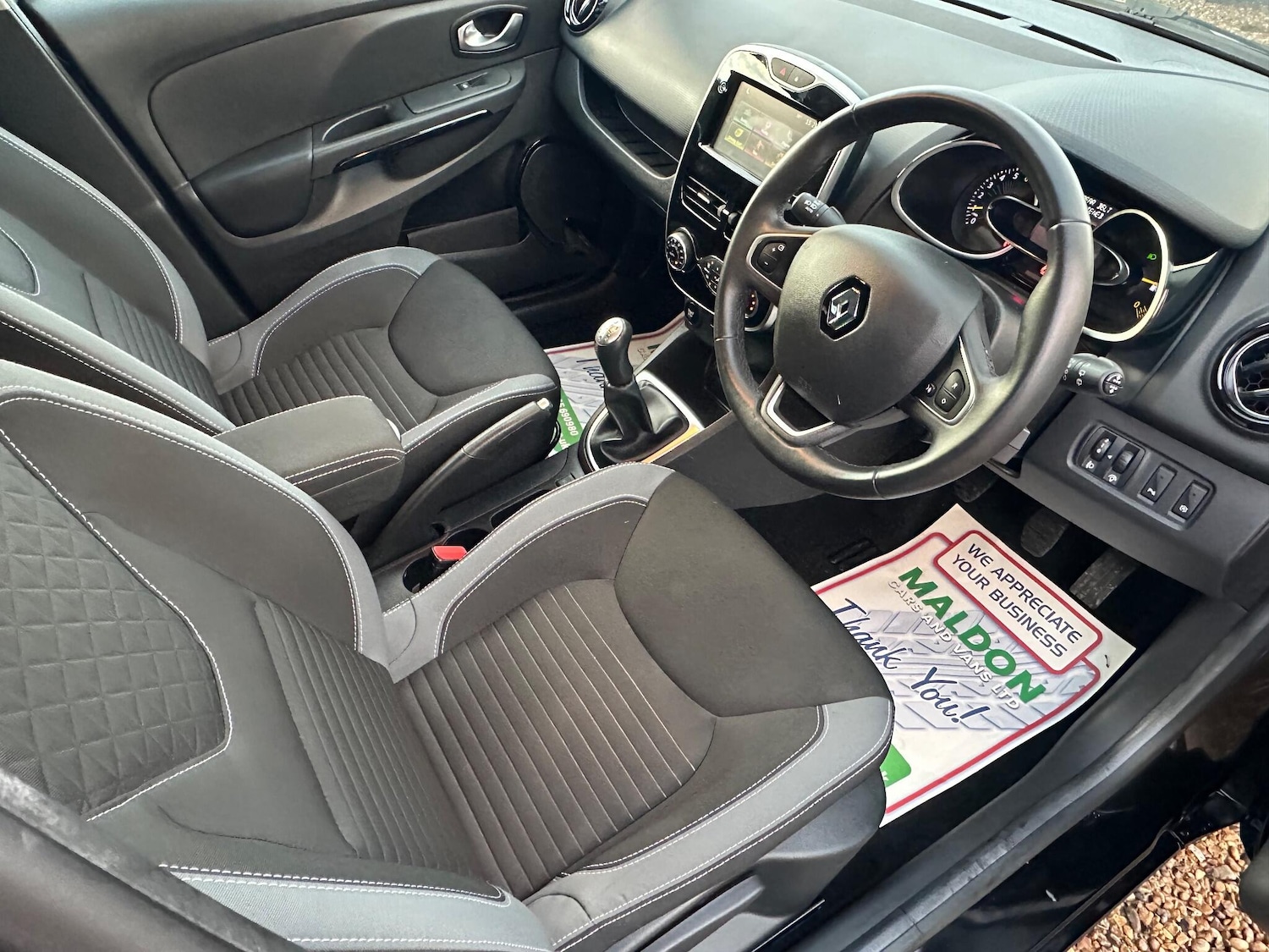 Used Renault Clio 2016 for sale - 76802184: Photo 9