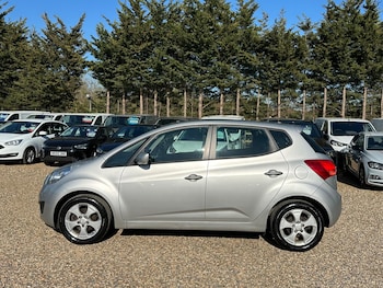 Used Kia Venga 2011 for sale - 78147910: Photo