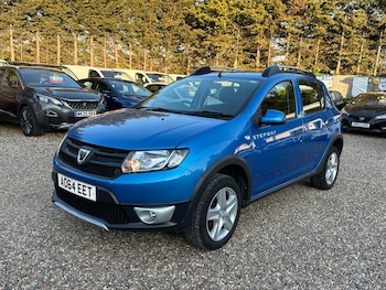Used Dacia Sandero Stepway 2014 for sale - 78429908: Photo