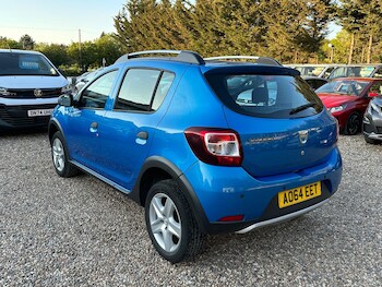 Used Dacia Sandero Stepway 2014 for sale - 78429908: Photo