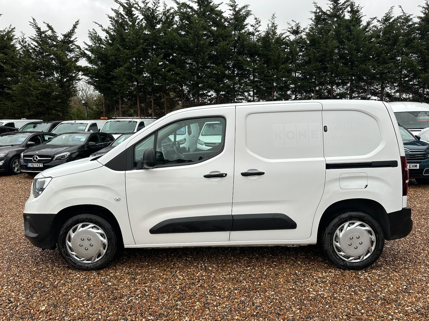 Used Vauxhall Combo 2021 for sale - 76839660: Photo 2
