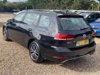 Used Volkswagen Golf 2017 for sale - 75246512: Photo