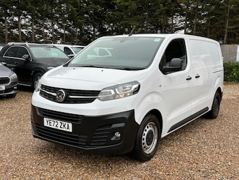 Vauxhall Vivaro feature image