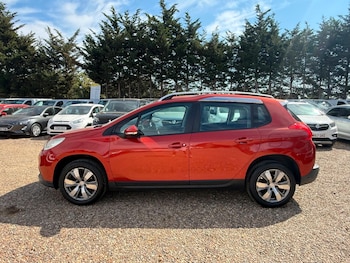 Used Peugeot 2008 2015 for sale - 79169304: Photo
