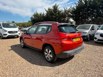 Used Peugeot 2008 2015 for sale - 79169304: Photo