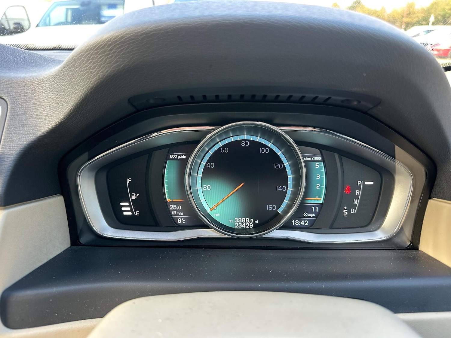 Used Volvo S80 2014 for sale - 76537780: Photo 12