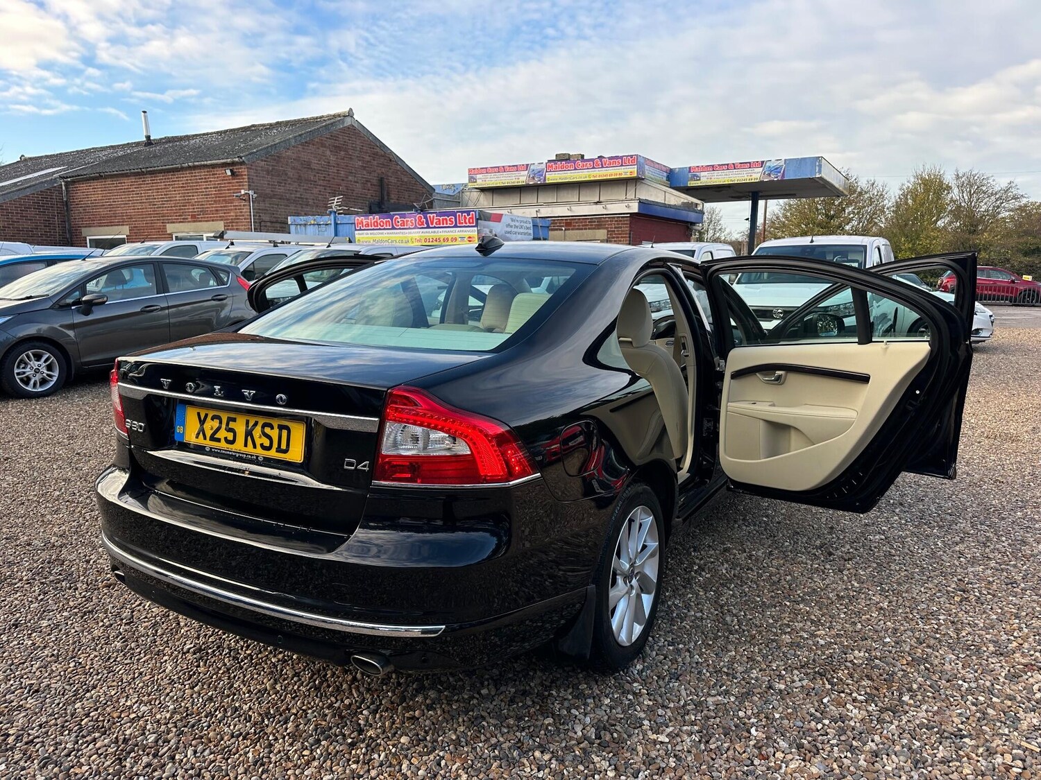 Used Volvo S80 2014 for sale - 76537780: Photo 22