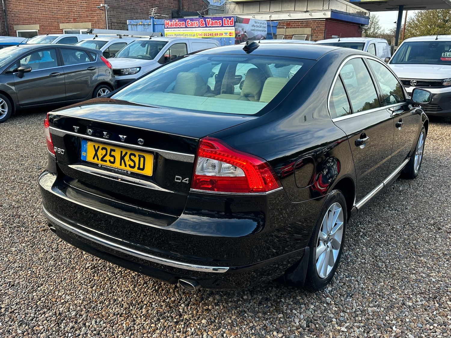 Used Volvo S80 2014 for sale - 76537780: Photo 5