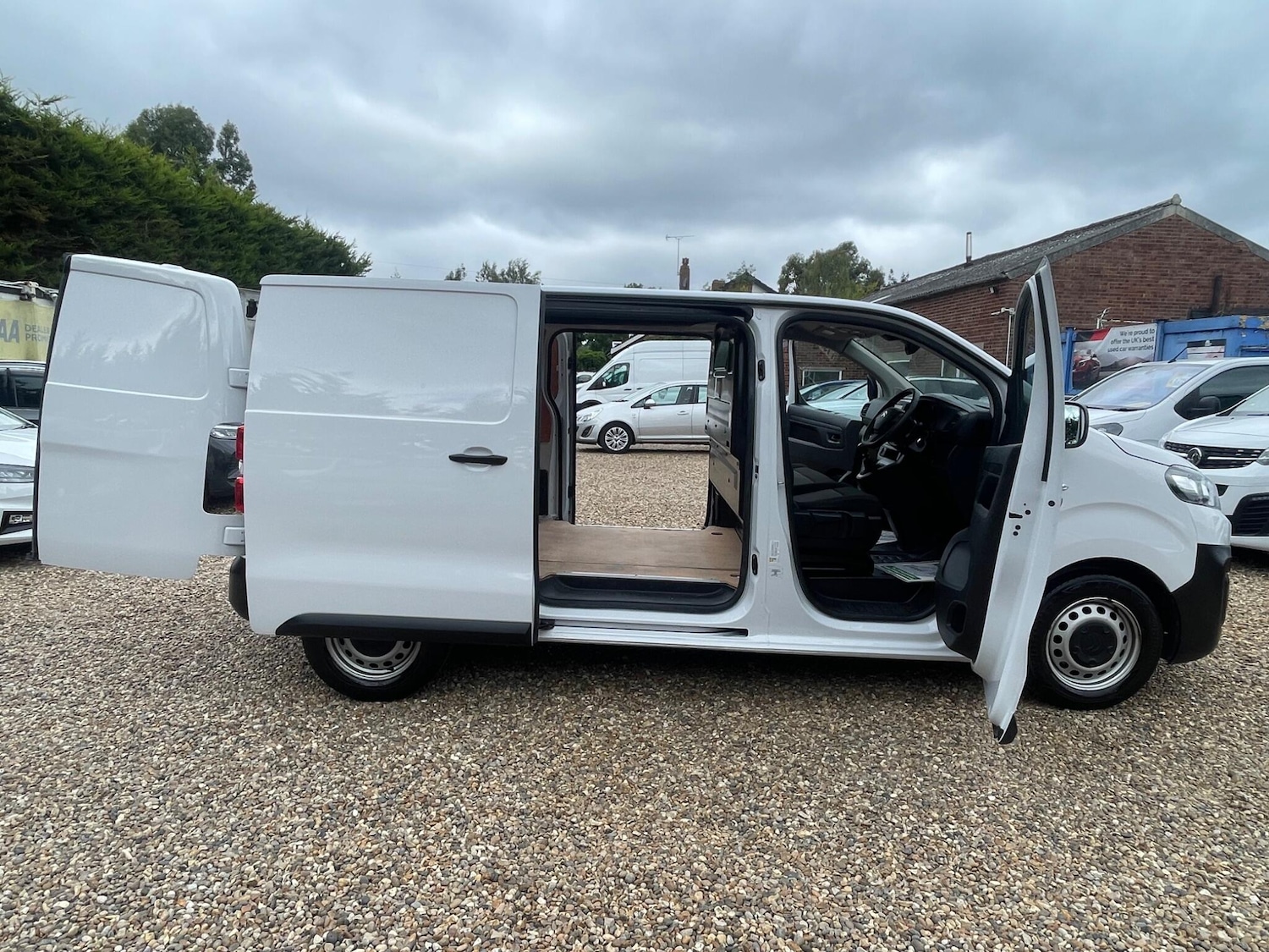 Used Citroen Dispatch 2023 for sale - 76562279: Photo 29