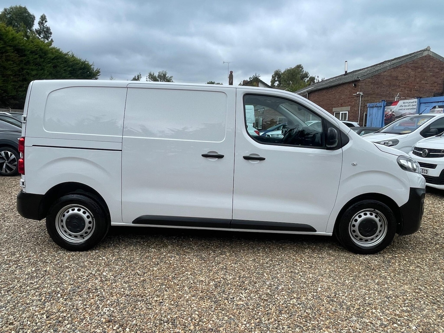 Used Citroen Dispatch 2023 for sale - 76562279: Photo 6