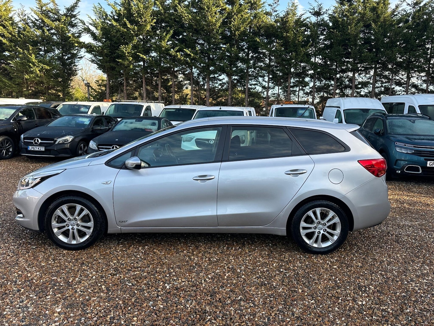 Used Kia Ceed 2016 for sale - 76866330: Photo 2