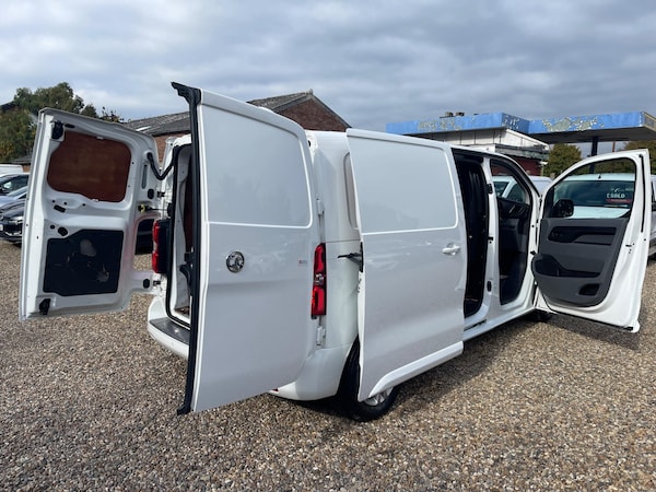 Used Vauxhall Vivaro 2020 for sale - 76094635: Photo 30