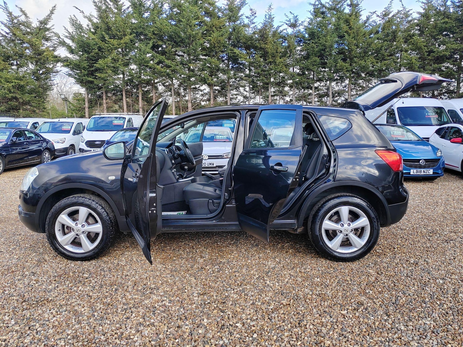 Used Nissan Qashqai for sale - 77670650: Photo 22