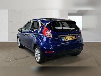 Used Ford Fiesta 2015 for sale - 79509537: Photo