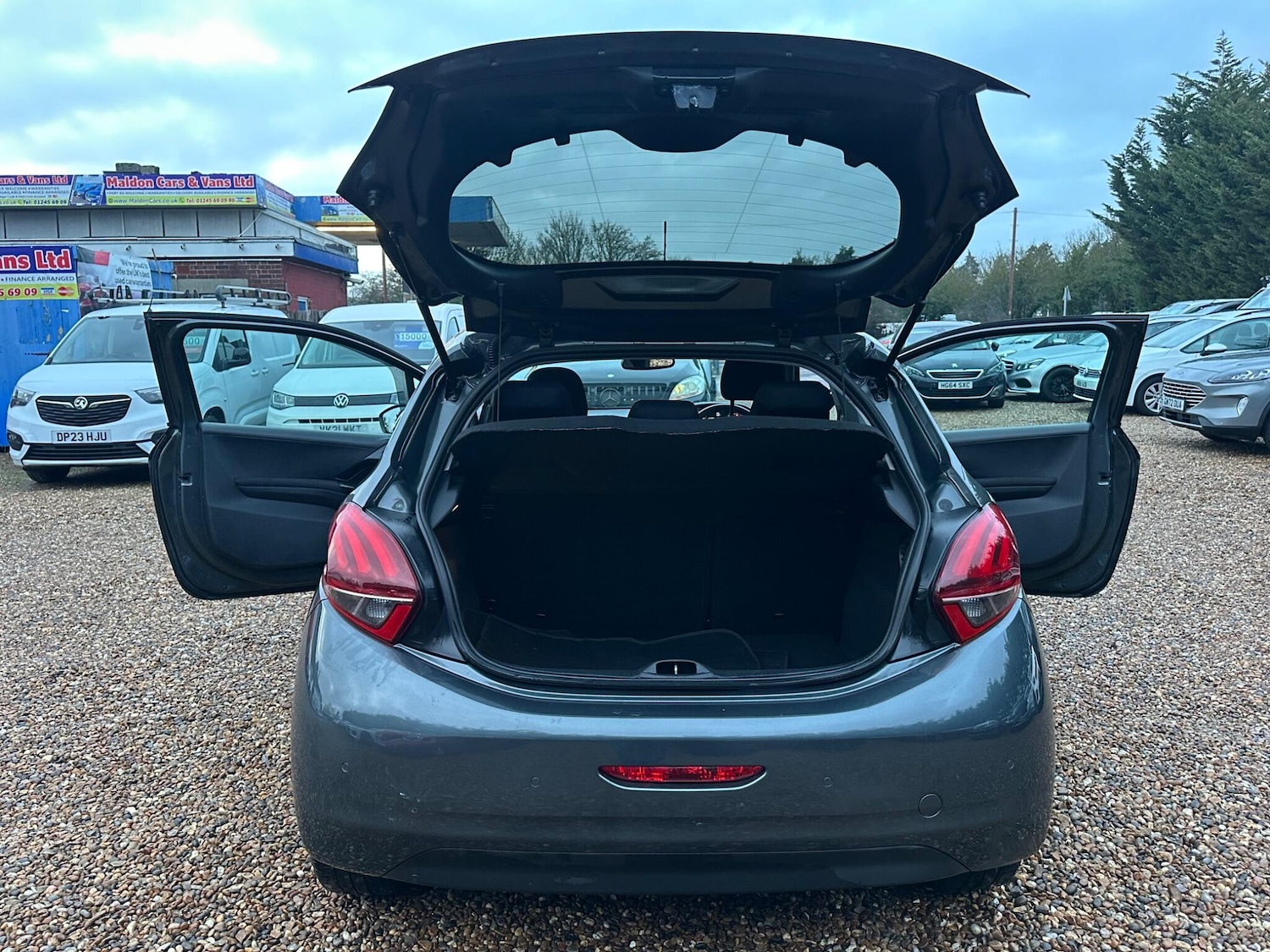 Used Peugeot 208 for sale - 77237675: Photo 19