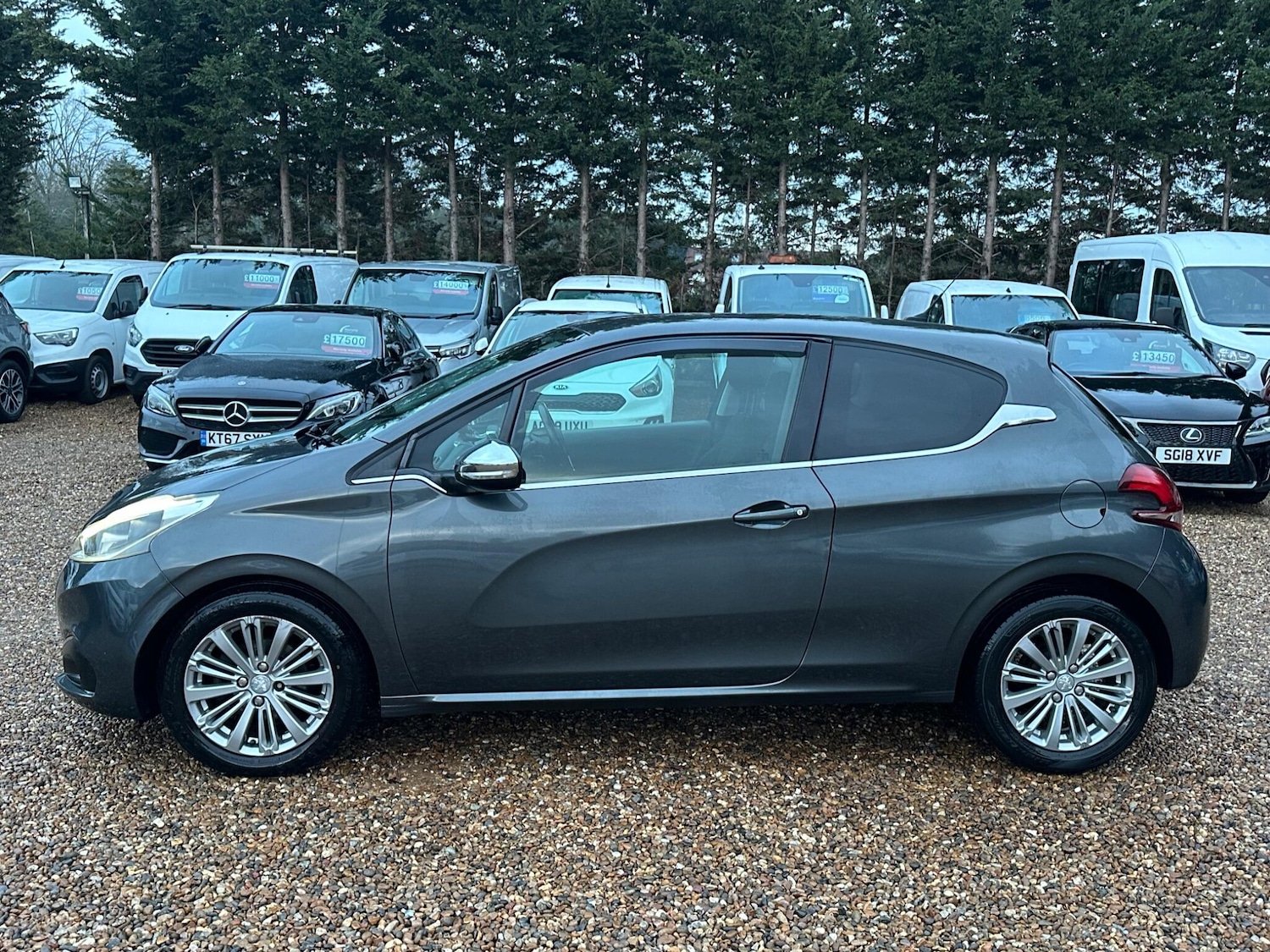 Used Peugeot 208 for sale - 77237675: Photo 2