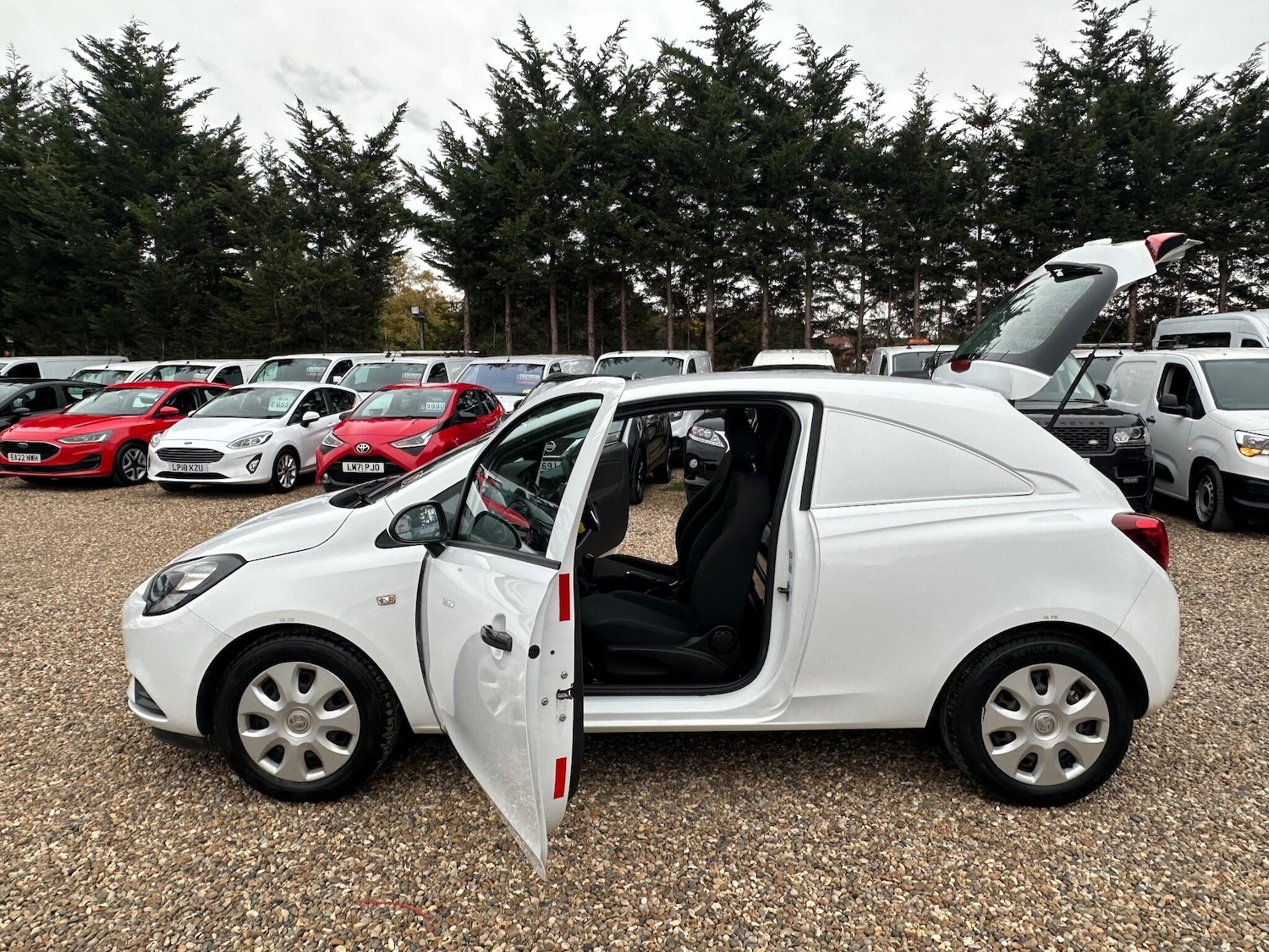 Used Vauxhall Corsa Van 2018 for sale - 76306550: Photo 18