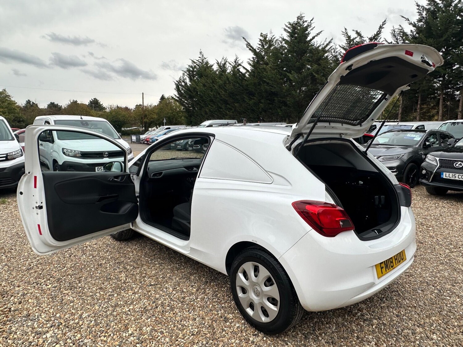 Used Vauxhall Corsa Van 2018 for sale - 76306550: Photo 19